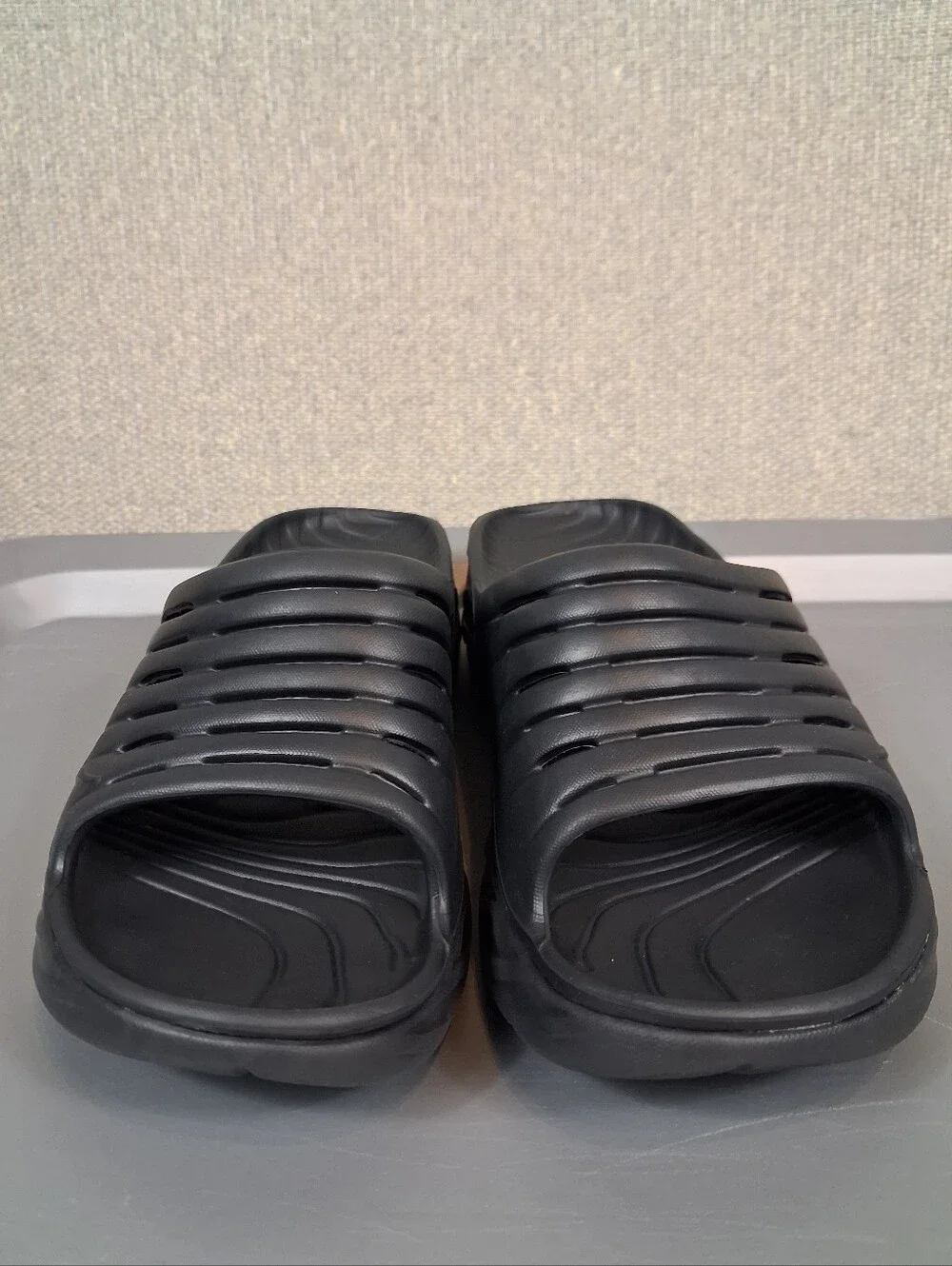 Hoka One One Black Men’s Slide Sandals